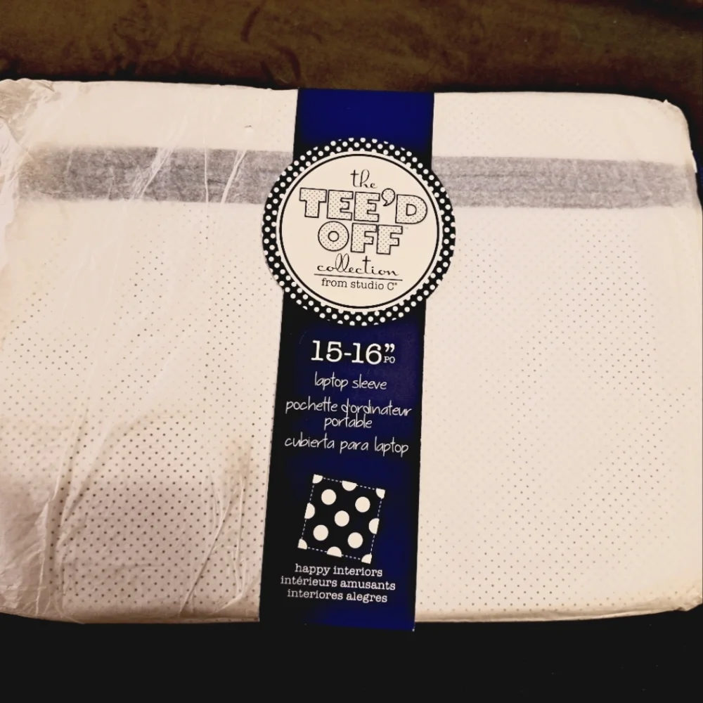 NWT Padded Laptop Sleeve
